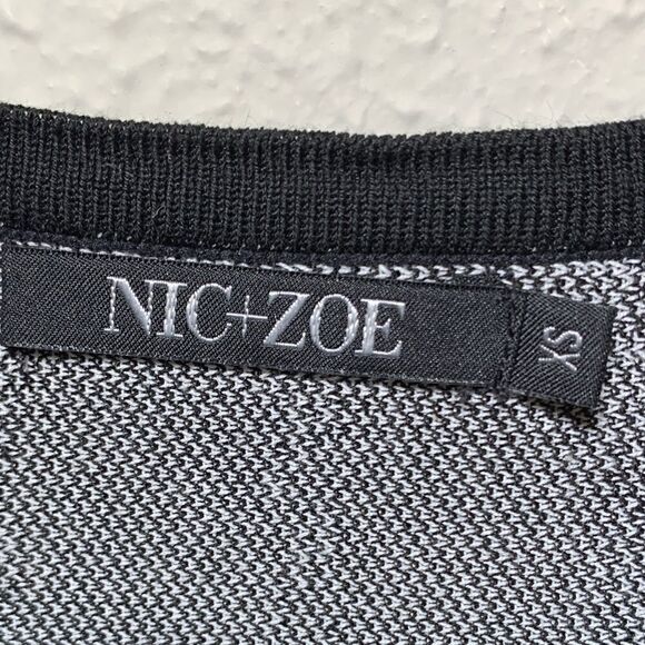 NWT Nic+Zoe Plaid Peplum Top - Picture 7 of 7